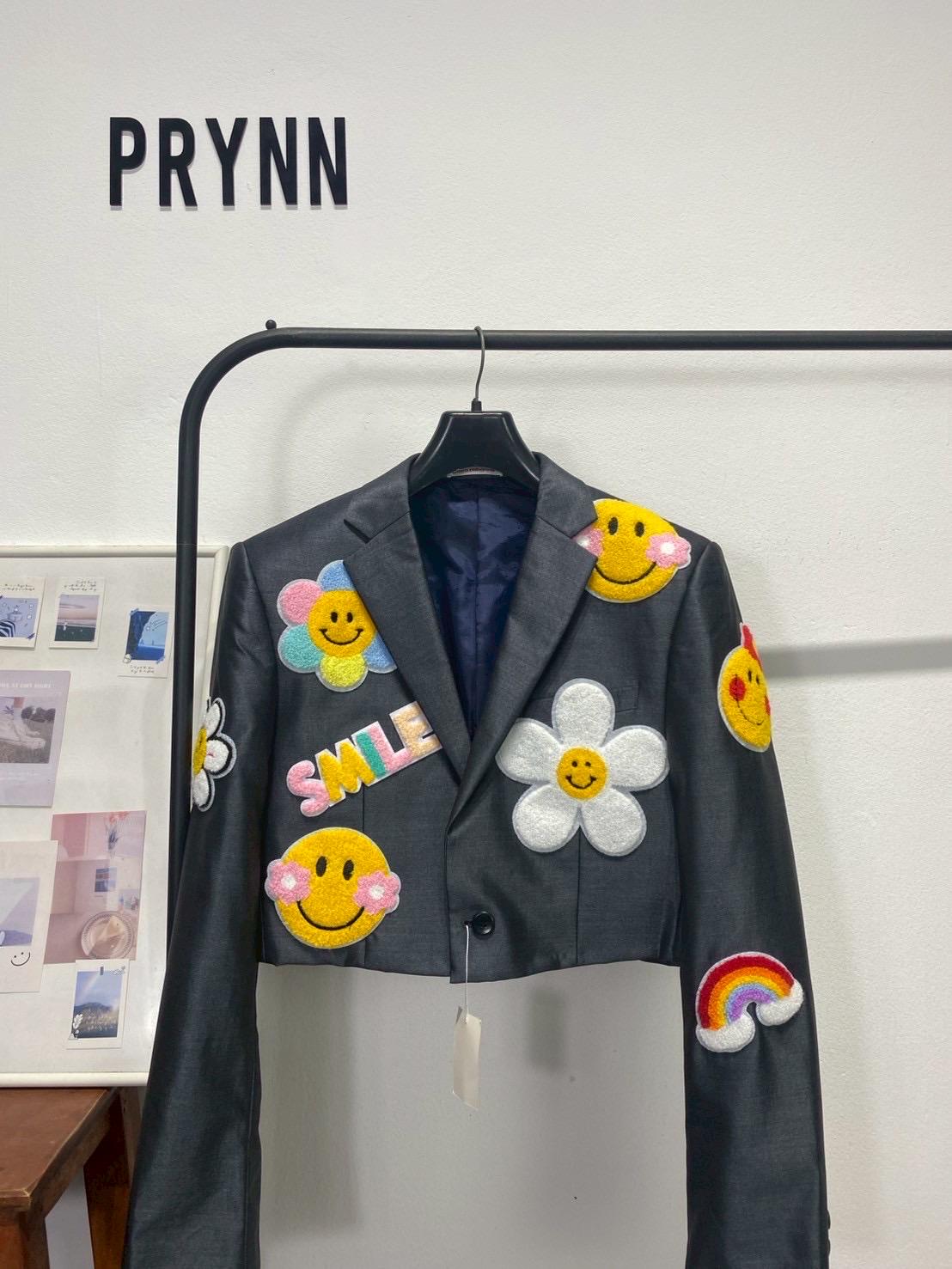 Reworked Blazer (Cropped) Hand Sewed : Daisy Smile