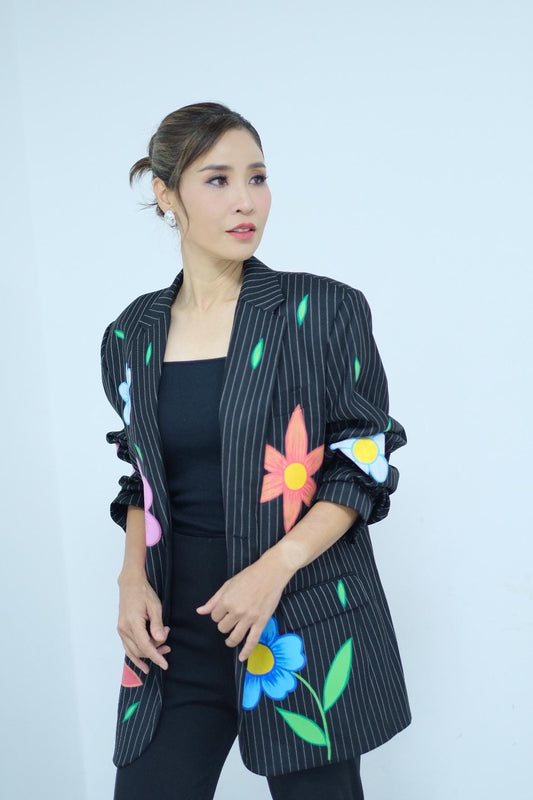 Reworked Blazer Hand Painted : Plenty Flowery